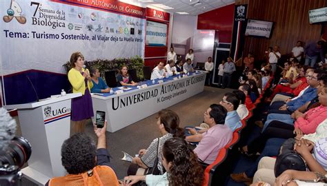 Gcp La Presidenta Del Dif Mercedes Calvo De Astudillo El Rector De