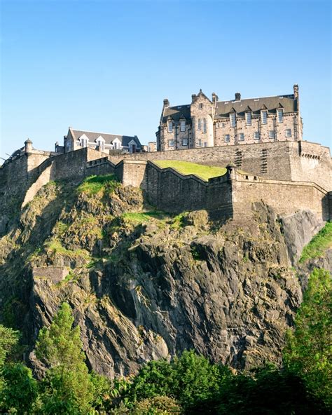 Edinburgh Castle, - Culture Review - Condé Nast Traveler