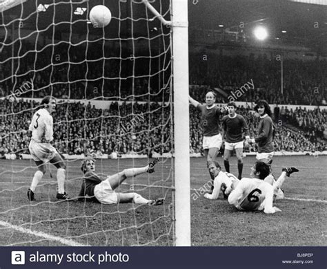 Iconic Moment: Bobby Charlton's Goal Against Leeds United