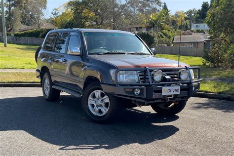 Used Toyota Landcruiser 100 105 Series Review ReDriven 48 OFF