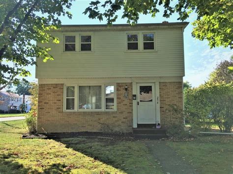 3518 Parade St Erie Pa 16504 Trulia