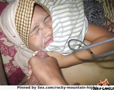 Hijab Cum Face Hijabi Swallowing Cum