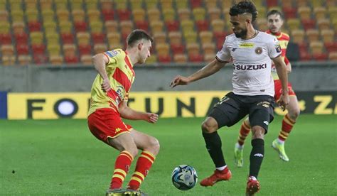 Jagiellonia Białystok Korona Kielce ONLINE Lider Ekstraklasy gra w