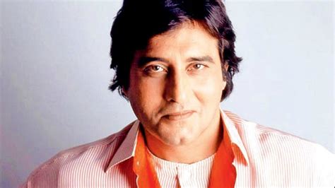 Veteran Bollywood Actor Vinod Khanna Passes Away At 70 Celebrity Images