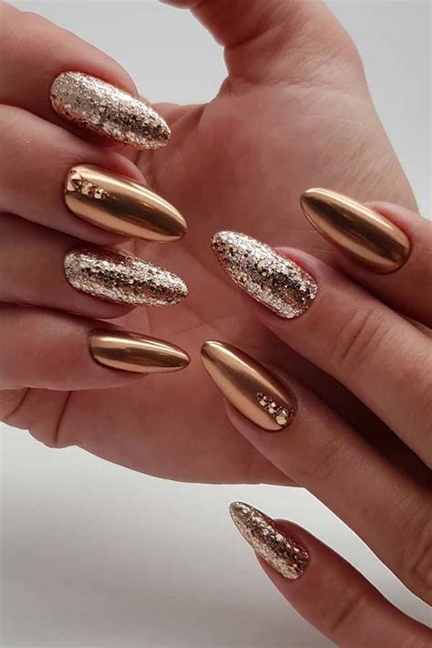 43 Gold Nail Designs For Your Next Trip To The Salon Stayglam Stayglam