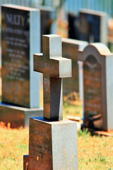 Cross As A Tombstone Free Stock Photo - Public Domain Pictures