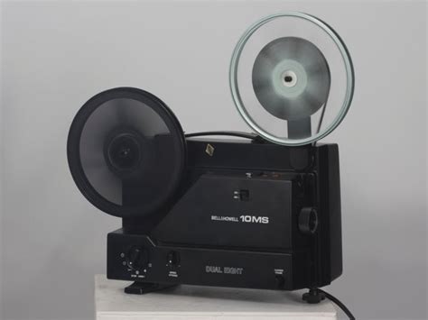 Bell and Howell 10MS dual 8mm & Super 8 projector – New Wave Pool