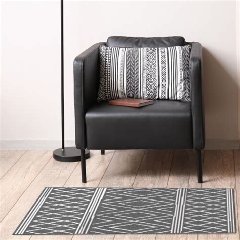 Korhani Montgomery Preston Accent Rug With Antimicrobial Protection 3