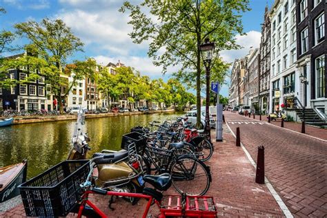 Top 4 Amsterdam Hotel Deals | Green Vacation Deals