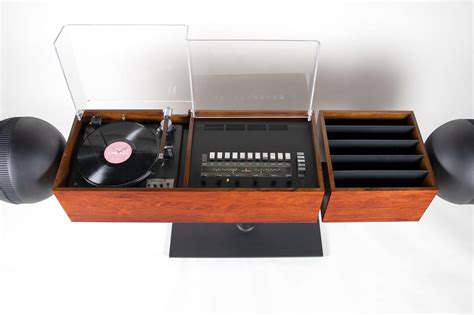 Clairtone Project G Rosewood T Console Stereo System And Turntable