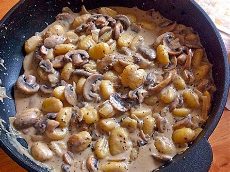 Gnocchi Champignon Pfanne Von Ichbinroot Chefkoch