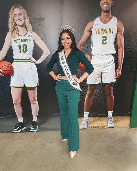 Miss Vermont Usa 2020 Shannah Weller