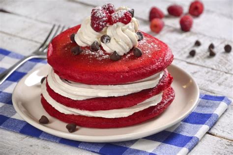 Hot Cakes Red Velvet Con Bet N De Queso Con Sal Y Azucar