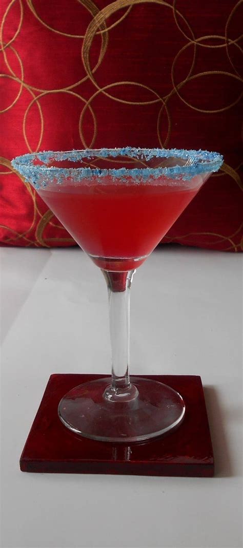 Pink Martini Cocktail Recipe% %sep%% By Healing Tomato