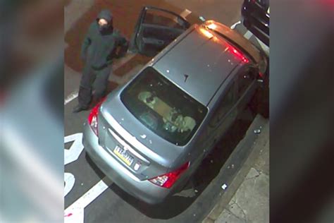 Philadelphia Police Seek Public S Help To Identify Suspect In North