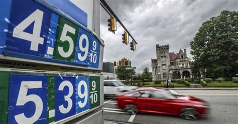 Abrams Presses Kemp To Suspend State Gas Tax Through End Of 2022 R