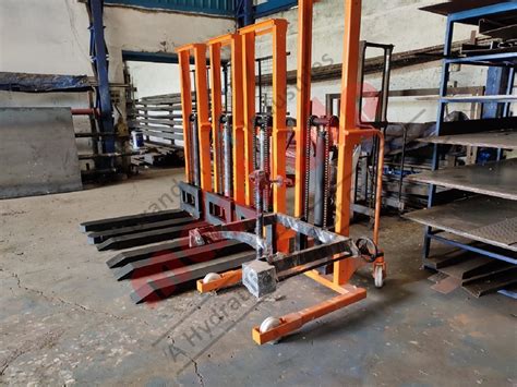 Mankalp Mild Steel Manual Stacker For Industrial At Rs In Ahmedabad