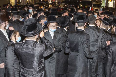 Nyc Orthodox Community Protests New Coronavirus Restrictions