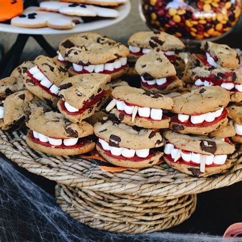 30 Spooky Halloween Desserts You Must Try