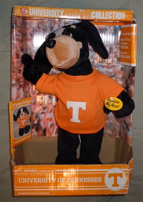 Image - UNIVERSITY OF TENNESSEE SMOKEY DOG MASCOT - DANCING & SINGING ...