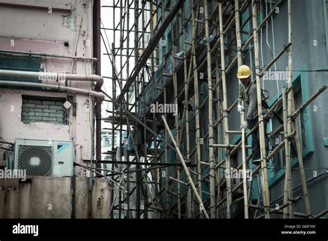 Traditional Bamboo Scaffolding Hong Kong Stock Photo Alamy