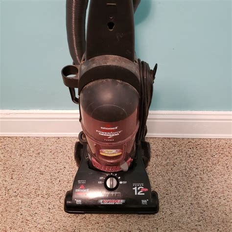 Bissell Powerforce Turbo Bagless Upright Vacuum For Sale In Mattoon Il Offerup