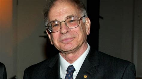 Morreu Daniel Kahneman Psic Logo Que Ganhou Nobel Estudou A Avers O