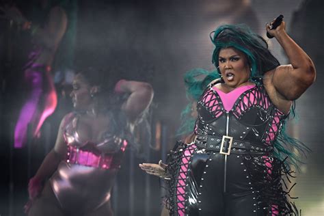 Demanda De Lizzo Cantante Demandada Por Presunto Acoso Sexual Y