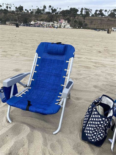 How To Choose The Best Beach Chair For Seniors