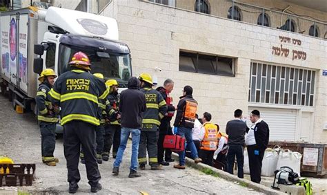 Conductor Israelí Fallece Tras Ser Aplastado Por Un Camión En Jerusalén