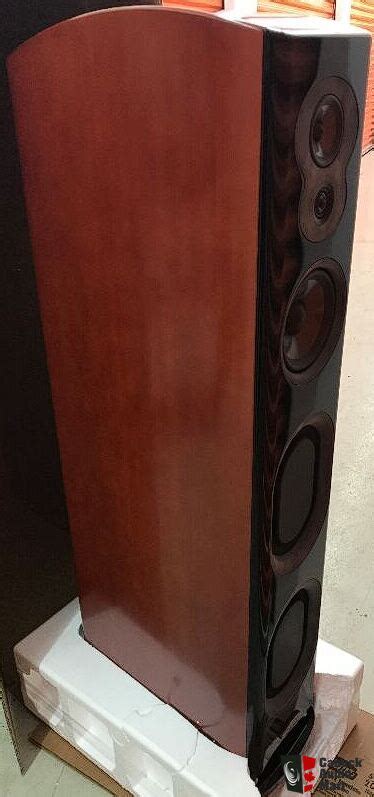 Polk Audio Lsim Tower Loudspeakers Pair Photo Canuck