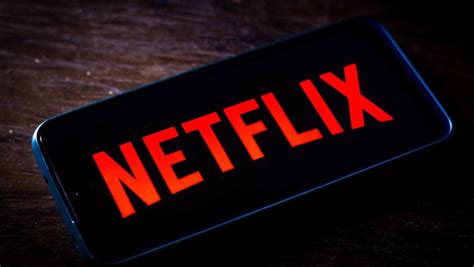 Acciones De Netflix Se Desplomaron Más Del 25 Por Pérdida De 200 Mil