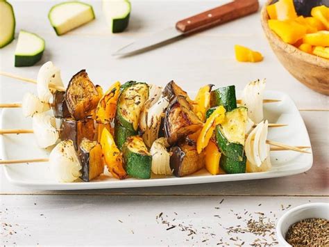 Recette Brochettes De L Gumes D T Grill S Marie Claire