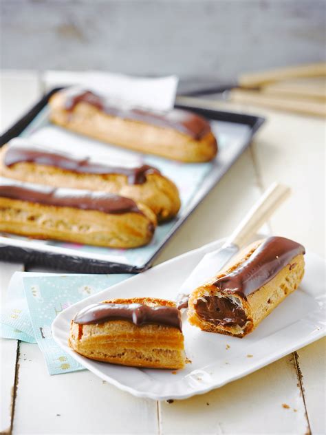 Chocolate eclair, all about the chocolate eclair recipe » ChefSane