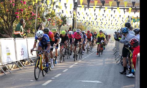 Ciclistas dão dicas sobre rotina de treinos em fim e início de ano