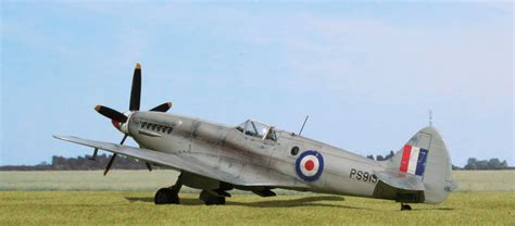 Vexillum Militaris Supermarine Spitfire Mk XIX Late