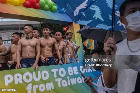 Taipei Gay And Lesbian Pride Parade Photos And Premium High Res