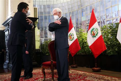 Presidente Castillo Recibe Saludo Del Cuerpo Diplom Tico Galer A