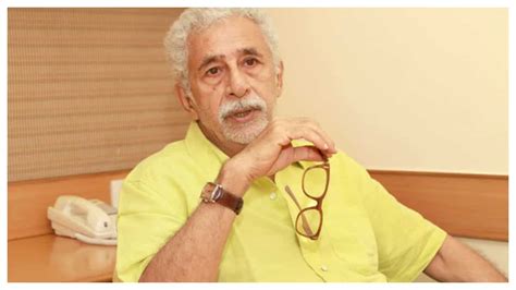 Naseeruddin Shah Criticizes RRR And Pushpa Main Aisi Films Dekhne