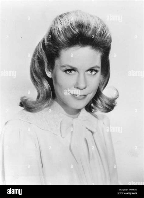 Elizabeth Montgomery 1967 Stockfotografie Alamy