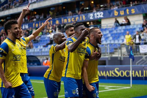 Sochaux Ligue Effectif Transferts Et Objectifs De La Saison