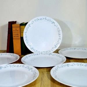 Corelle Country Cottage Dinner Plates Set Of 6 Periwinkle Colored