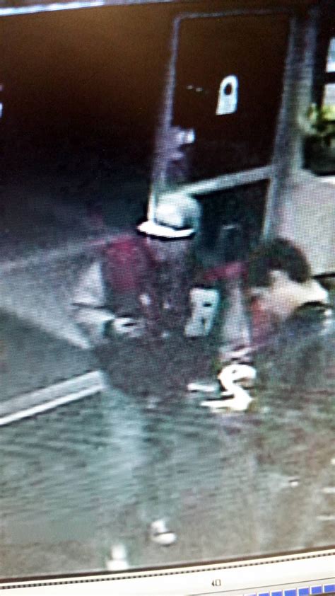 Henderson Police search for armed suspect in gas station robbery - Las