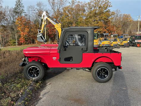 2023 Mahindra Roxor All Weather | Material handling loaders for all needs