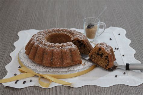 Ciambella al caffè con gocce di cioccolato Le Creazioni Dolci e