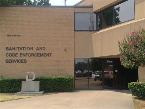 City announces holiday schedule changes for trash collection, facility