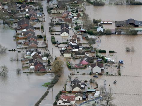 UK flooding: Were the ‘lessons of 2014’ ever learnt? | The Independent