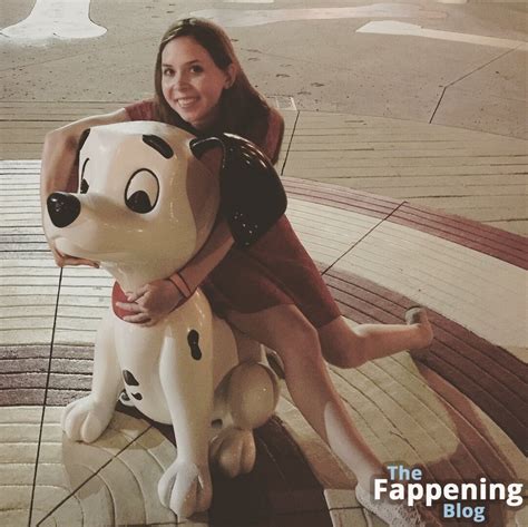 Jenny Nicholson Nude Leaks Photo TheFappening