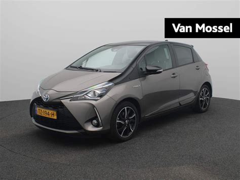 Toyota Yaris 1 5 Hybrid Bi Tone Plus 2018 Hybride Occasion Te Koop Op