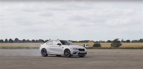 W Bentley Flying Spur Drag Races Rascally Bmw M Cs Puts In Its